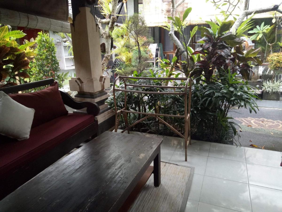 Candra Surf Homestay チャングー エクステリア 写真